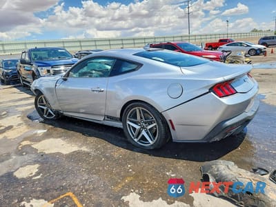 Drugie zdjęcie samochodu z przodu: 2026 FORD MUSTANG VIN:1FA6P8TH5T5118838 - miniatura