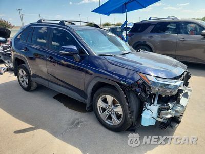 Czwarte zdjęcie samochodu z boku: 2023 TOYOTA RAV4 XLE VIN:2T3W1RFVXPW299629 - miniatura