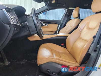 Zdjęcie 7 z 13 samochodu: 2018 VOLVO S90 T5 MOMENTUM VIN:LVY982AKXJP020172 - miniatura