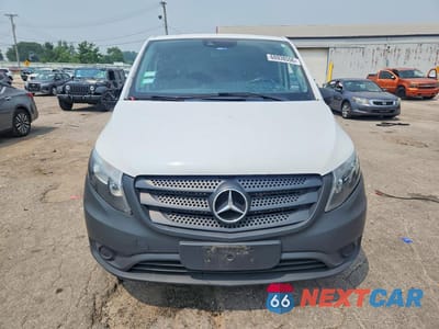 Piąte zdjęcie samochodu w środku: 2019 MERCEDES-BENZ METRIS VIN:WD3PG2EA7K3590927 - miniatura