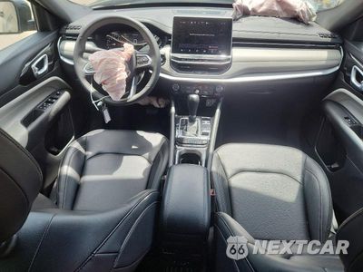 Zdjęcie 8 z 12 samochodu: 2025 JEEP COMPASS LIMITED VIN:3C4NJDCN0ST557790 - miniatura
