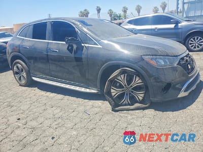 Czwarte zdjęcie samochodu z boku: 2024 MERCEDES-BENZ EQE SUV 350 4MATIC VIN:4JGGM1CB6RA053293 - miniatura