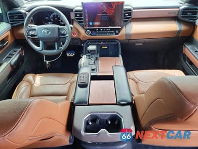 Zdjęcie 8 z 13 samochodu: 2024 TOYOTA TUNDRA 1794 EDITION VIN:5TFMA5EC2RX025324 - miniatura