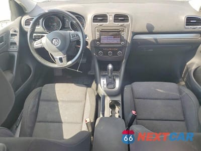 Zdjęcie 8 z 13 samochodu: 2014 VOLKSWAGEN GOLF VIN:WVWDM7AJ1EW007307 - miniatura