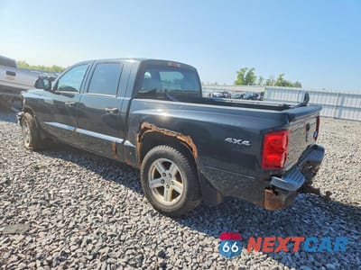 Drugie zdjęcie samochodu z przodu: 2008 DODGE DAKOTA SXT VIN:1D7HW38K28S613221 - miniatura