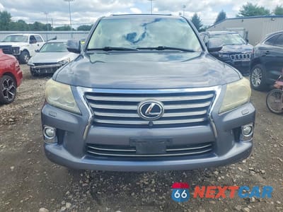 Piąte zdjęcie samochodu w środku: 2013 LEXUS LX 570 VIN:JTJHY7AX2D4092675 - miniatura