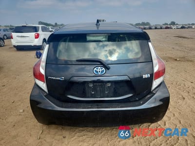 Zdjęcie 6 z 12 samochodu: 2015 TOYOTA PRIUS C FOUR VIN:JTDKDTB3XF1090590 - miniatura