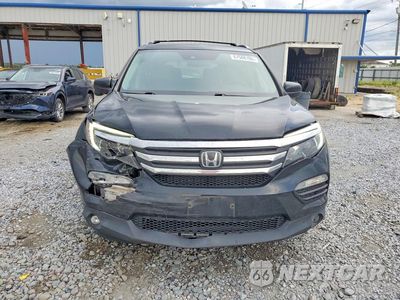 Piąte zdjęcie samochodu w środku: 2017 HONDA PILOT EXL VIN:5FNYF6H62HB104337 - miniatura