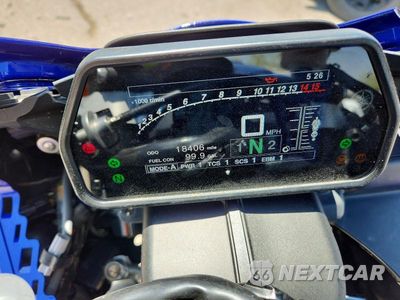 Zdjęcie 7 z 10 samochodu: 2023 YAMAHA YZFR1 VIN:JYARN66E8PA003002 - miniatura