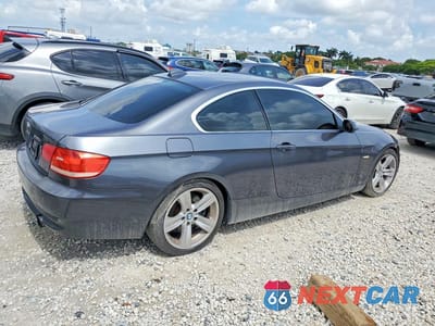 Trzecie zdjęcie samochodu z tyłu: 2008 BMW 335 I VIN:WBAWB73538P042361 - miniatura