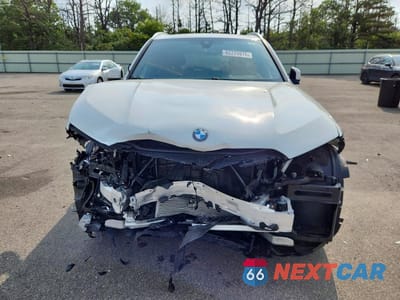 Piąte zdjęcie samochodu w środku: 2021 BMW X5 XDRIVE40I VIN:5UXCR6C0XM9G08340 - miniatura