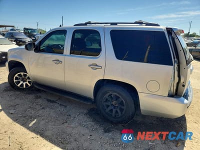 Drugie zdjęcie samochodu z przodu: 2011 CHEVROLET TAHOE C1500 LT VIN:1GNSCBE00BR111724 - miniatura