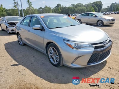 Czwarte zdjęcie samochodu z boku: 2016 TOYOTA CAMRY SE VIN:4T1BF1FK6GU231098 - miniatura