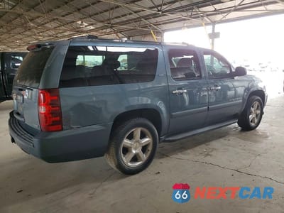 Trzecie zdjęcie samochodu z tyłu: 2008 CHEVROLET SUBURBAN C1500 LS VIN:3GNFC16088G209225 - miniatura