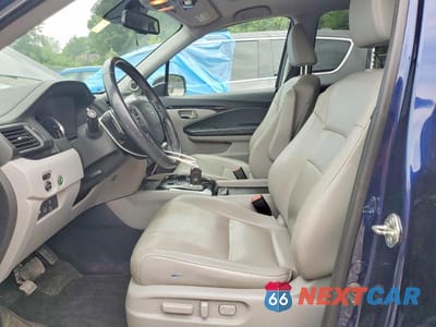 Zdjęcie 7 z 14 samochodu: 2017 HONDA PILOT TOURING VIN:5FNYF6H90HB066388 - miniatura