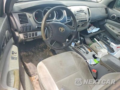 Zdjęcie 8 z 12 samochodu: 2011 TOYOTA TACOMA ACCESS CAB VIN:5TFTX4CN2BX005864 - miniatura
