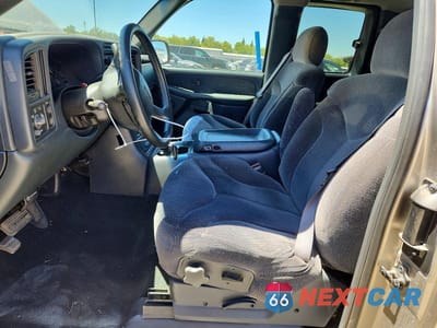 Zdjęcie 7 z 12 samochodu: 2000 GMC NEW SIERRA C1500 VIN:1GTEC19T6YZ329664 - miniatura