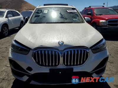 Piąte zdjęcie samochodu w środku: 2021 BMW X1 SDRIVE28I VIN:WBXJG7C0XM5T01360 - miniatura