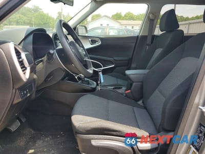 Zdjęcie 7 z 14 samochodu: 2023 KIA SOUL LX VIN:KNDJ23AUXP7884435 - miniatura