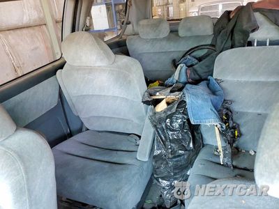 Zdjęcie 10 z 13 samochodu: 2001 HONDA ODYSSEY EX VIN:2HKRL18601H514321 - miniatura
