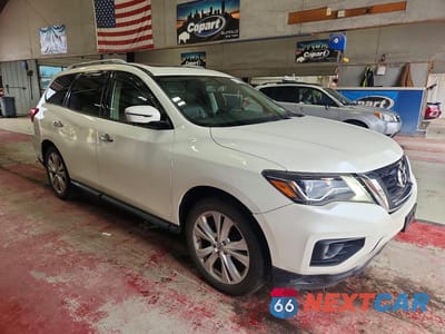 Czwarte zdjęcie samochodu z boku: 2019 NISSAN PATHFINDER SL VIN:5N1DR2MM7KC587245 - miniatura
