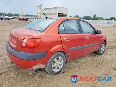 Trzecie zdjęcie samochodu z tyłu: 2009 KIA RIO BASE VIN:KNADE223996499071 - miniatura