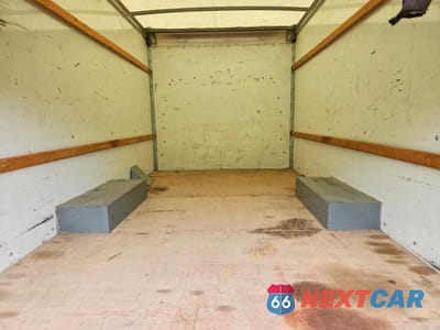 Zdjęcie 10 z 12 samochodu: 2023 GMC SAVANA BOX TRUCK VIN:1GD07RFP2P1122587 - miniatura