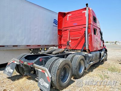 Trzecie zdjęcie samochodu z tyłu: 2023 VOLVO VNL SEMI TRUCK VIN:4V4NC9EJ5PN616782 - miniatura