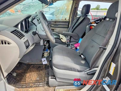 Zdjęcie 7 z 13 samochodu: 2010 DODGE GRAND CARAVAN SE VIN:2D4RN4DE2AR362881 - miniatura