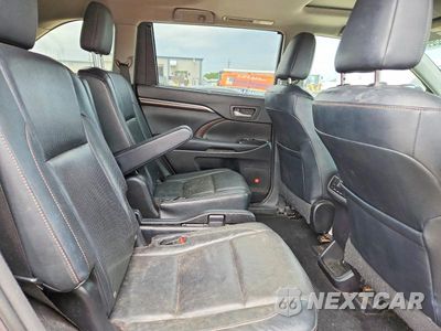 Zdjęcie 11 z 13 samochodu: 2014 TOYOTA HIGHLANDER LIMITED VIN:5TDDKRFH9ES007322 - miniatura