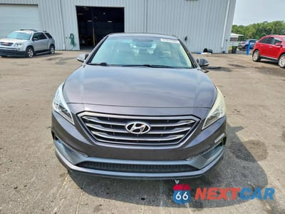 Piąte zdjęcie samochodu w środku: 2016 HYUNDAI SONATA LIMITED VIN:5NPE34AF0GH320794 - miniatura