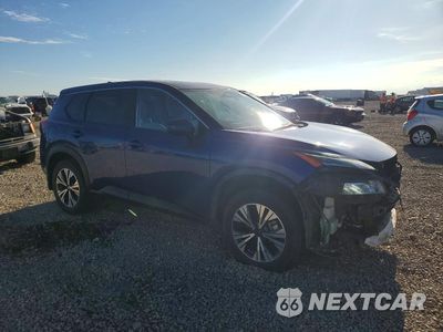 Czwarte zdjęcie samochodu z boku: 2021 NISSAN ROGUE SV VIN:JN8AT3BA7MW009238 - miniatura