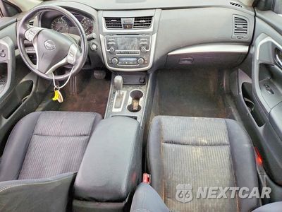 Zdjęcie 8 z 12 samochodu: 2016 NISSAN ALTIMA 2.5 SV VIN:1N4AL3AP9GC252546 - miniatura