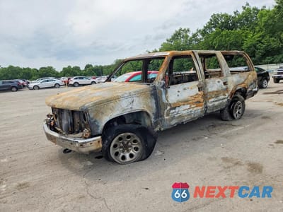 1995 CHEVROLET SUBURBAN K1500 1GNFK16K5SJ322625 - główne zdjęcie licytacji z USA - miniatura
