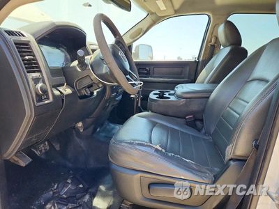 Zdjęcie 7 z 12 samochodu: 2019 RAM 1500 CLASSIC TRADESMAN VIN:3C6RR6KT2KG585614 - miniatura