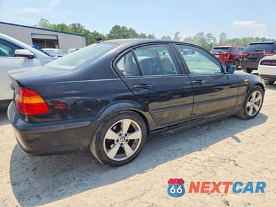 Trzecie zdjęcie samochodu z tyłu: 2004 BMW 325 I VIN:WBAEV33464KR28507 - miniatura