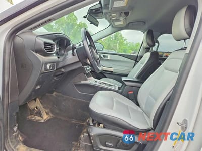 Zdjęcie 7 z 14 samochodu: 2021 FORD EXPLORER XLT VIN:1FMSK8DHXMGA02641 - miniatura