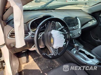 Zdjęcie 8 z 13 samochodu: 2018 CHEVROLET MALIBU LT VIN:1G1ZD5ST3JF129972 - miniatura