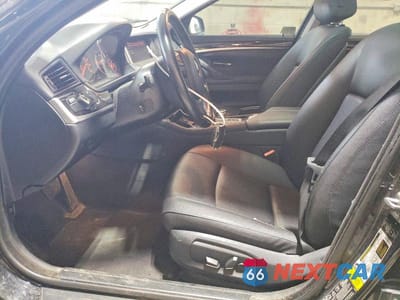 Zdjęcie 7 z 12 samochodu: 2015 BMW 528 XI VIN:WBA5A7C55FD625057 - miniatura