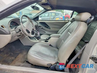 Zdjęcie 7 z 12 samochodu: 2004 FORD MUSTANG VIN:1FAFP44664F138470 - miniatura