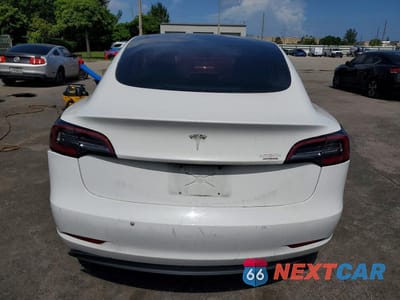 Zdjęcie 6 z 12 samochodu: 2018 TESLA MODEL 3 VIN:5YJ3E1EA7JF007505 - miniatura
