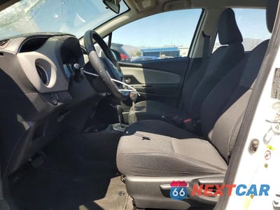Zdjęcie 7 z 12 samochodu: 2016 TOYOTA YARIS 5-DOOR LE VIN:VNKKTUD3XGA058396 - miniatura