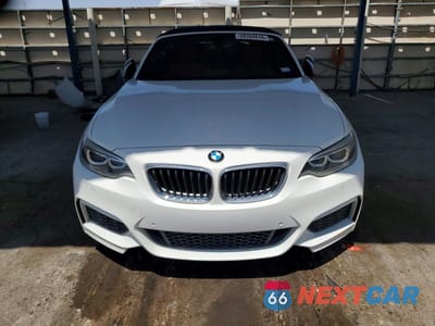 Piąte zdjęcie samochodu w środku: 2015 BMW M235I VIN:WBA1M1C50FV393383 - miniatura