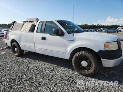 Czwarte zdjęcie samochodu z boku: 2006 FORD F150 VIN:1FTRF12216NA55532 - miniatura