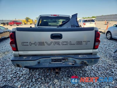 Zdjęcie 6 z 13 samochodu: 2005 CHEVROLET SILVERADO K1500 VIN:1GCEK14X55Z245344 - miniatura