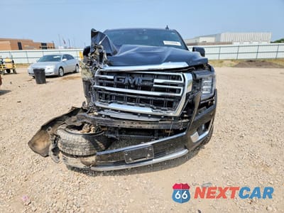 Piąte zdjęcie samochodu w środku: 2021 GMC YUKON XL K1500 SLT VIN:1GKS2GKD4MR130820 - miniatura