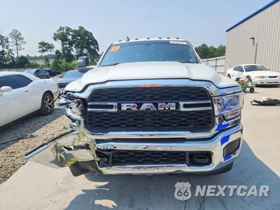 Piąte zdjęcie samochodu w środku: 2024 RAM 2500 TRADESMAN VIN:3C6UR4HL7RG416348 - miniatura