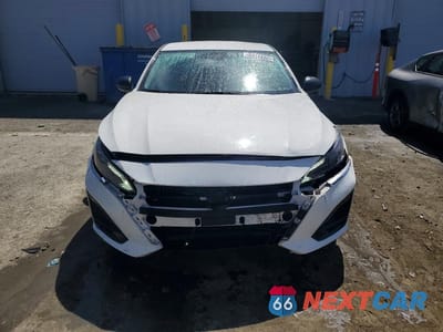 Piąte zdjęcie samochodu w środku: 2025 NISSAN ALTIMA SV VIN:1N4BL4DV9SN372834 - miniatura