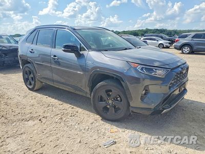 Czwarte zdjęcie samochodu z boku: 2020 TOYOTA RAV4 XSE VIN:JTMEWRFV2LD539776 - miniatura