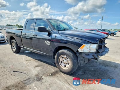 Czwarte zdjęcie samochodu z boku: 2022 RAM 1500 CLASSIC TRADESMAN VIN:1C6RR6FG0NS238387 - miniatura